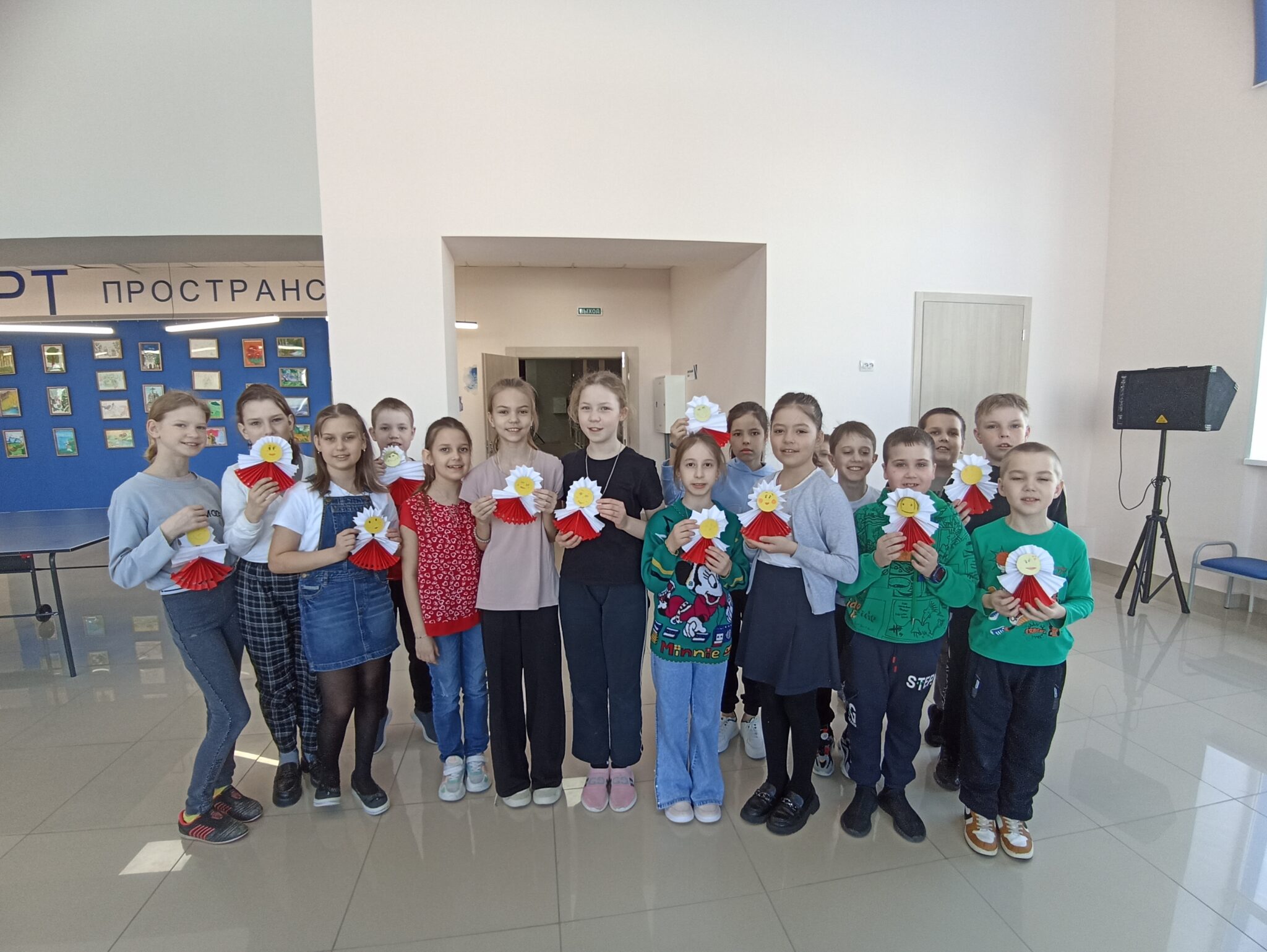 Как назвать 1 класс. Названия команд и девизы. Как назвать 1 класс. Девиз класса. Как назвать 1 класс.