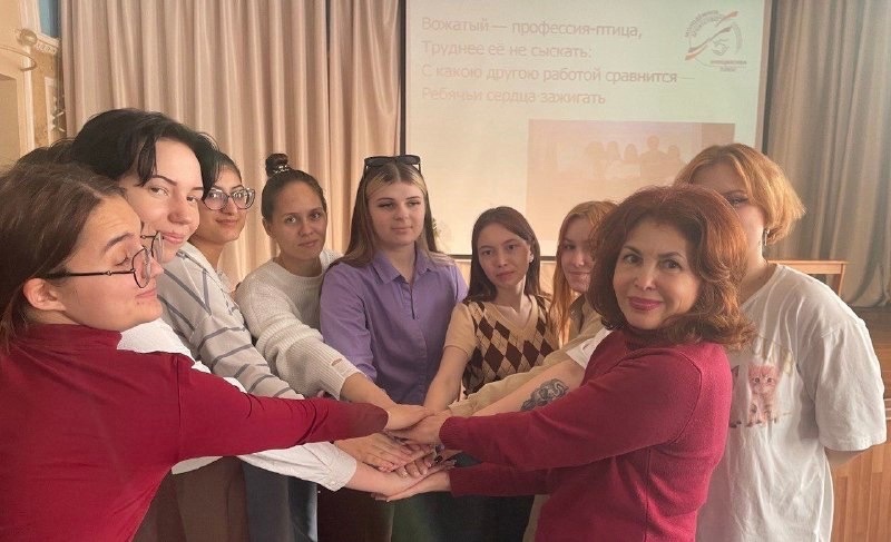 На базе Самарского Дворца детского и юношеского творчества 9 апреля состоялось открытие Областной мастерской "Стань вожатым!"