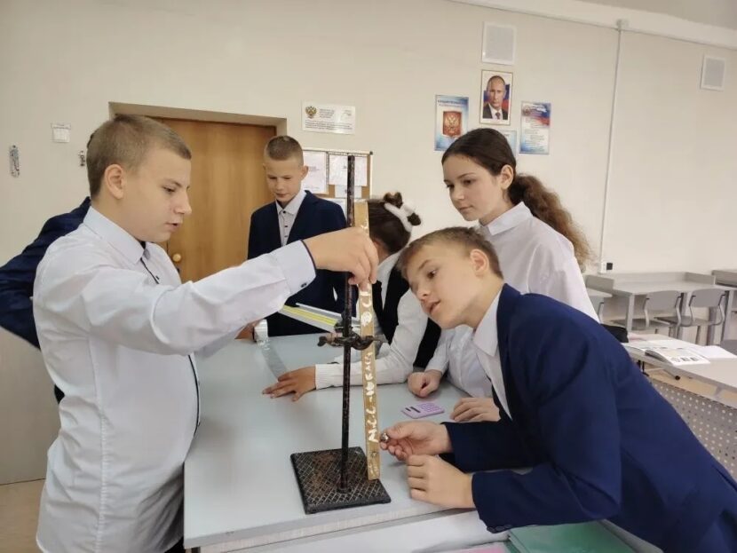 Первые открытия юных физиков