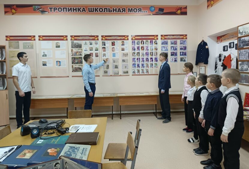 Экскурсия в школьном музее: погружение в историю и культуру